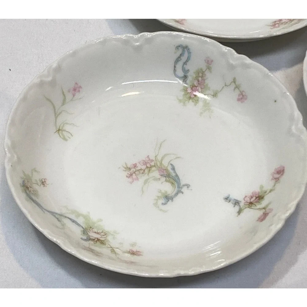 3 Haviland schleiger Dessert bowls 5 1/4